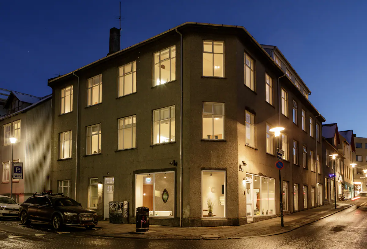 Gallery image
